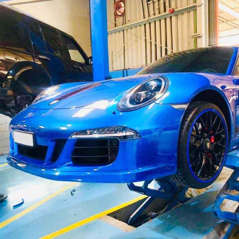 Al Sadiq Garage Jaguar Specialist Ras Al Khaimah car repair Ras Al Khaimah — alsadiq-garage-jaguar-car-repair-ras-al-khaimah.jpg