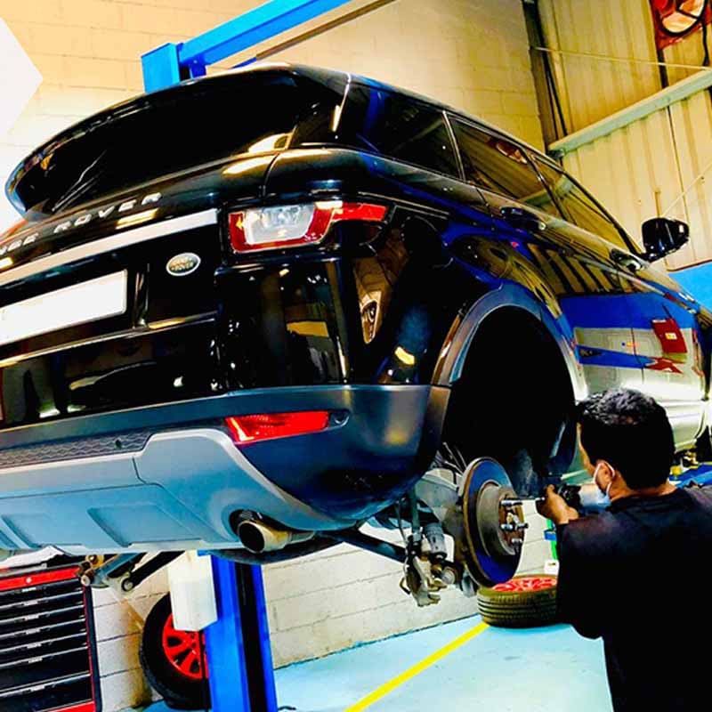Al Sadiq Garage Land Rover Specialist Ras Al Khaimah specialist car repair Ras Al Khaimah