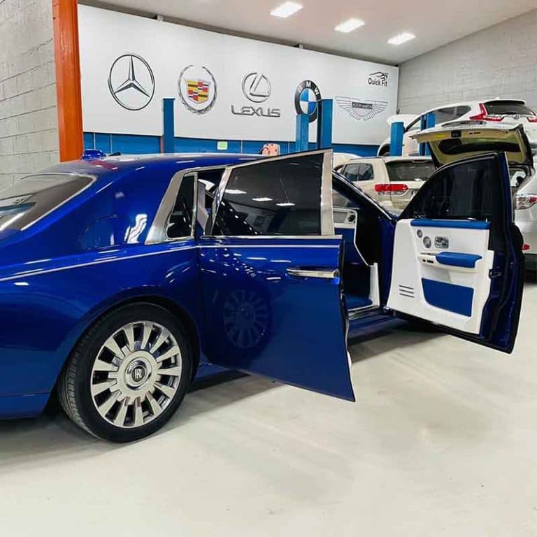 Al Sadiq Garage Rolls-Royce Specialist Ras Al Khaimah car repair Ras Al Khaimah — alsadiq-garage-rolls-royce-car-repair-ras-al-khaimah.jpg